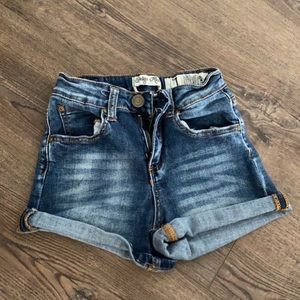 target dark wash jean shorts size 1